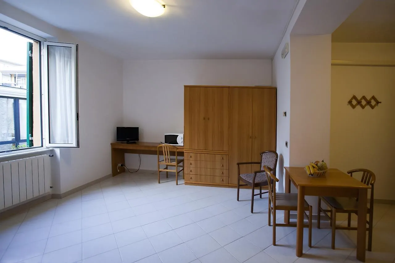 Genovese Al Mare Aparthotel Varazze