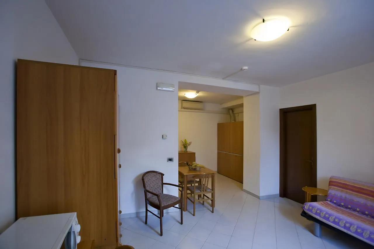 Genovese Al Mare Aparthotel Varazze