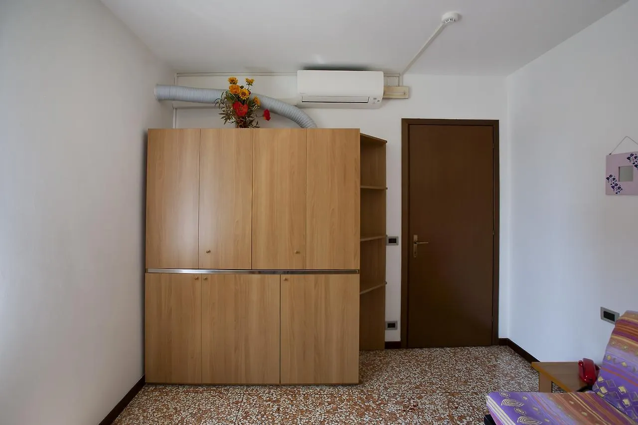 Genovese Al Mare Aparthotel Varazze