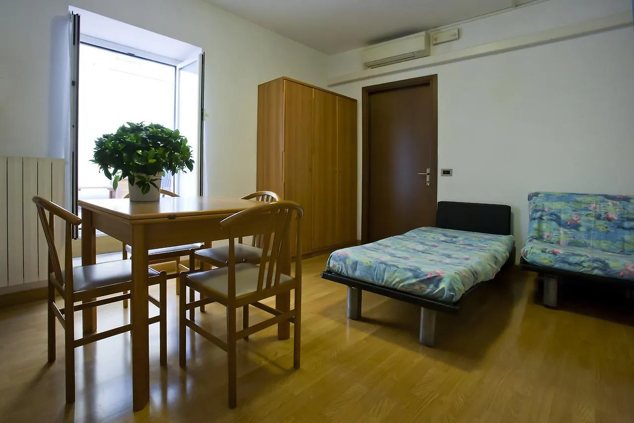 Genovese Al Mare Aparthotel Varazze