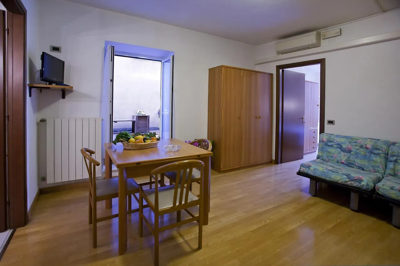 Genovese Al Mare Aparthotel Varazze